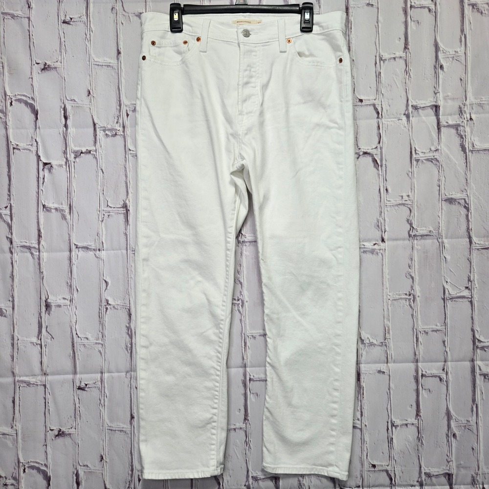 Levis Wedgie Straight Jeans White High Rise Button Fly Denim Womens W32 L28